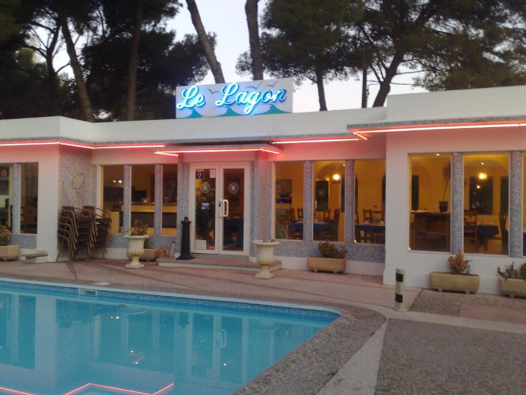 Cit'Hotel Le Mirage Istres Εξωτερικό φωτογραφία